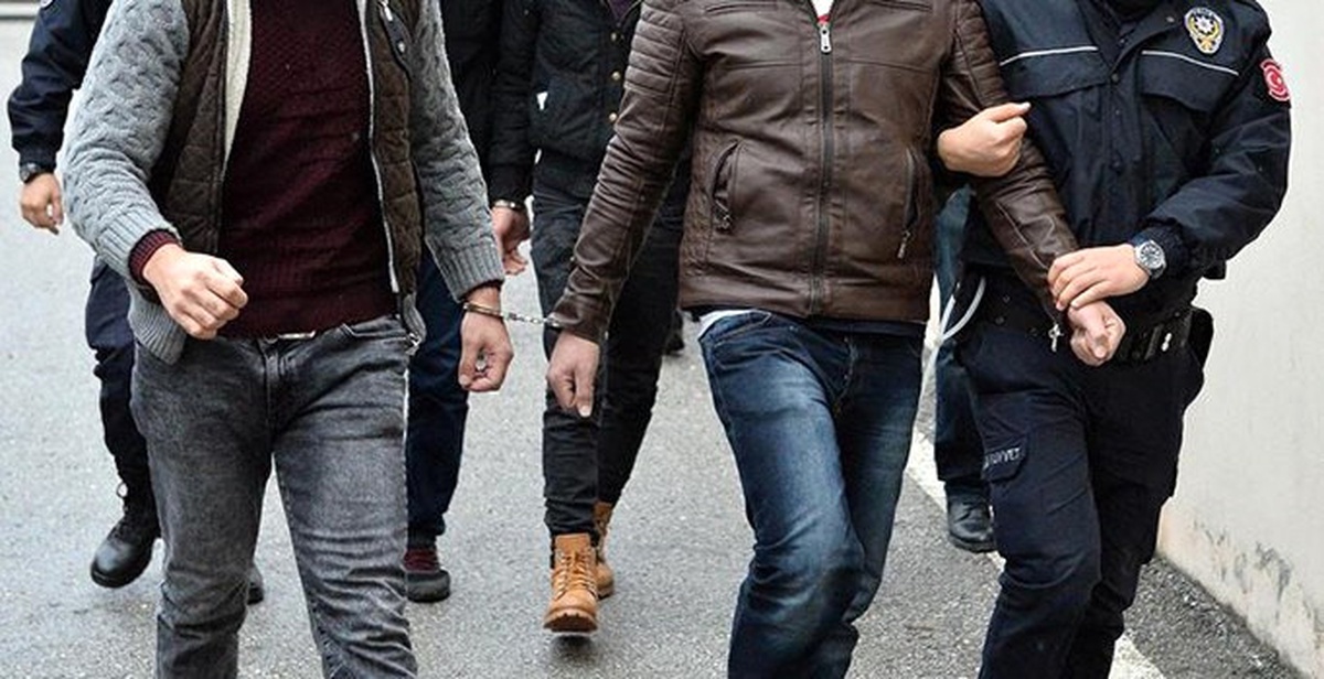 Mardin\'de Terör Örgütü Propagandası Yapan 3 Kişi Tutuklandı