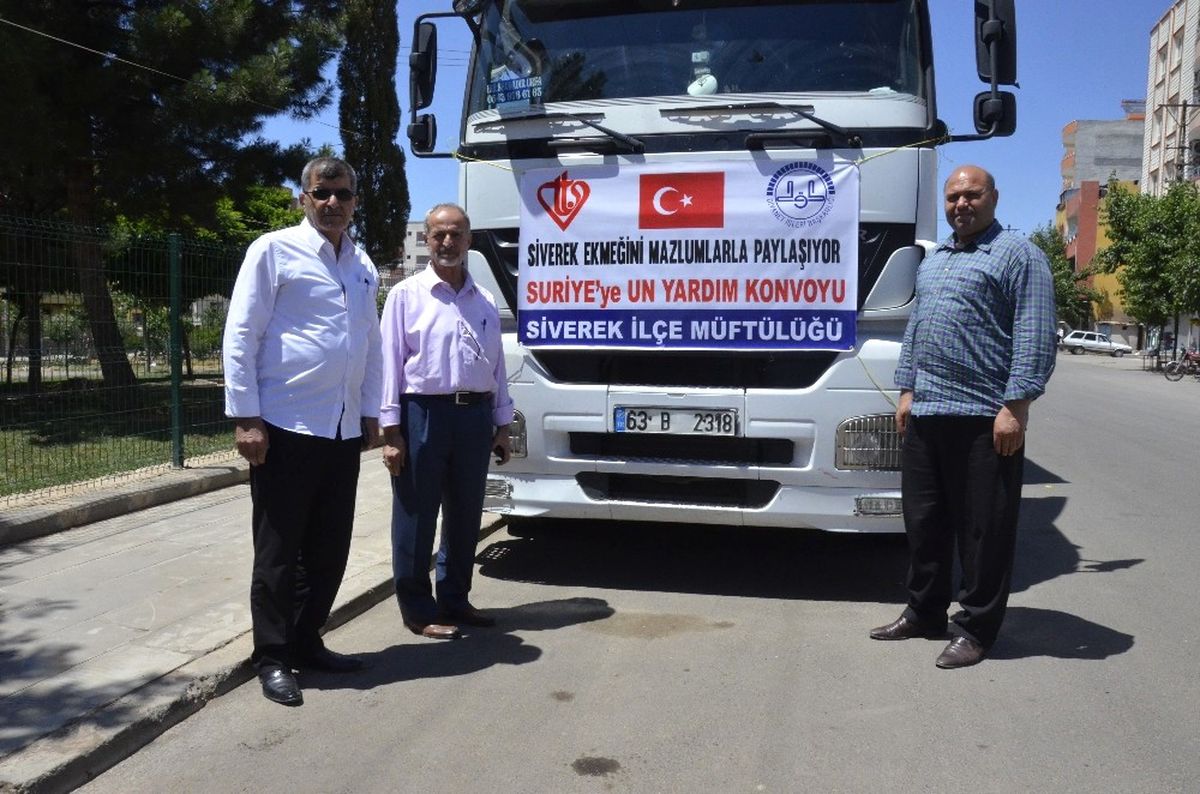 Siverek\'ten Suriye\'ye Un Yardımı