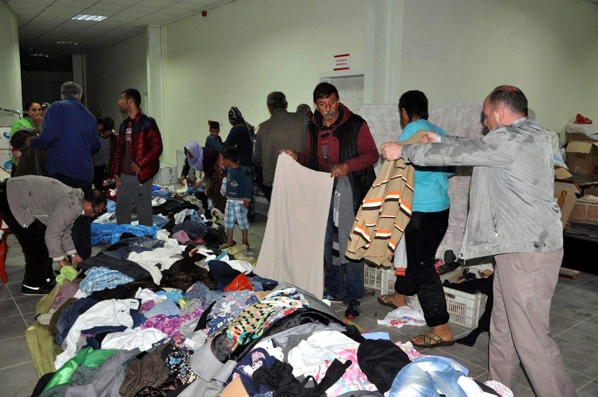 Sorgun\'da 300 Aileye Gıda ve Giyecek Yardımı