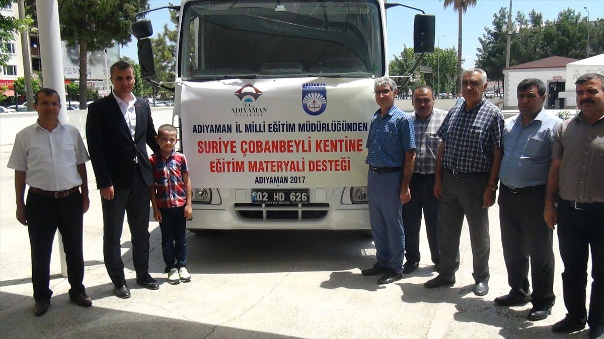 Suriye\'ye Eğitim Malzemesi Gönderildi