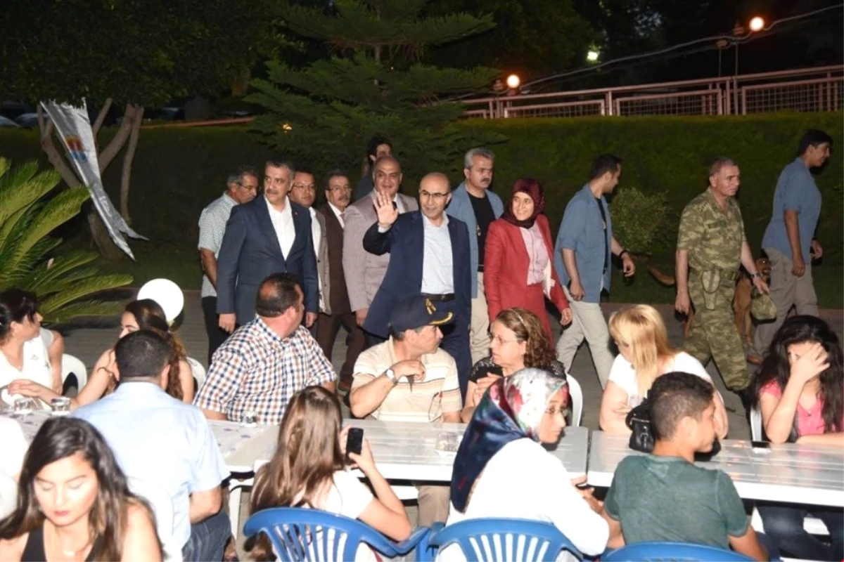 Vali Demirtaş: "Şehit Ailelerimizin ve Gazilerimizin Daima Yanında Olacağız"