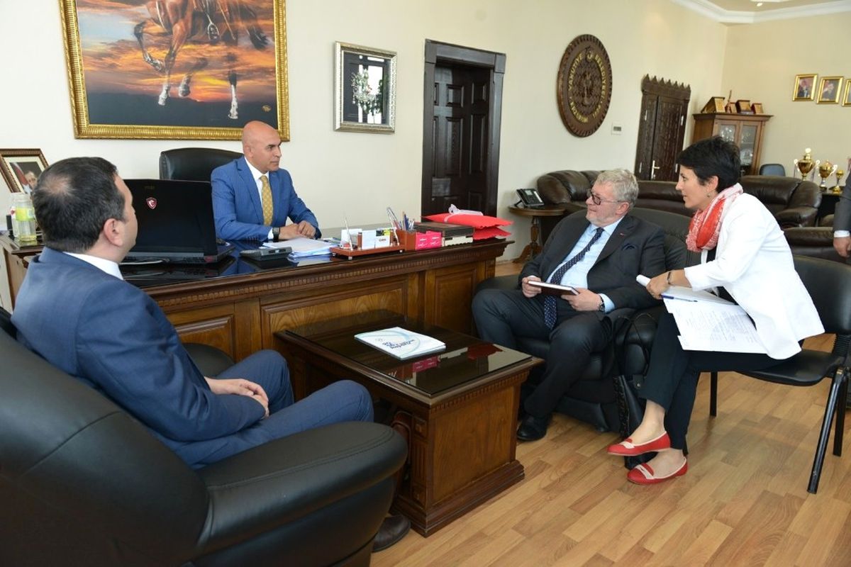 Yakutiye\'nin Projelerine AB Temsilcisinden Tam Not