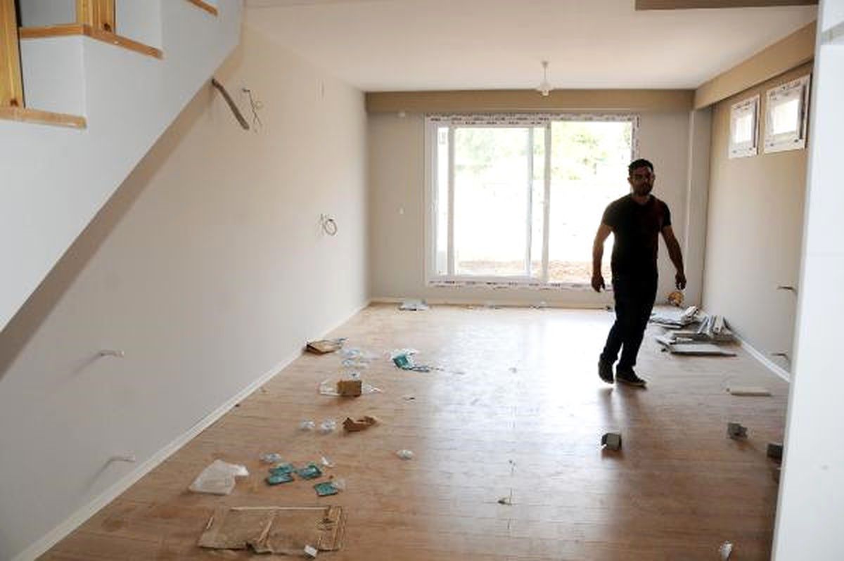 2 Günde Getirilen Malzemelere 2 Saatte Çaldılar