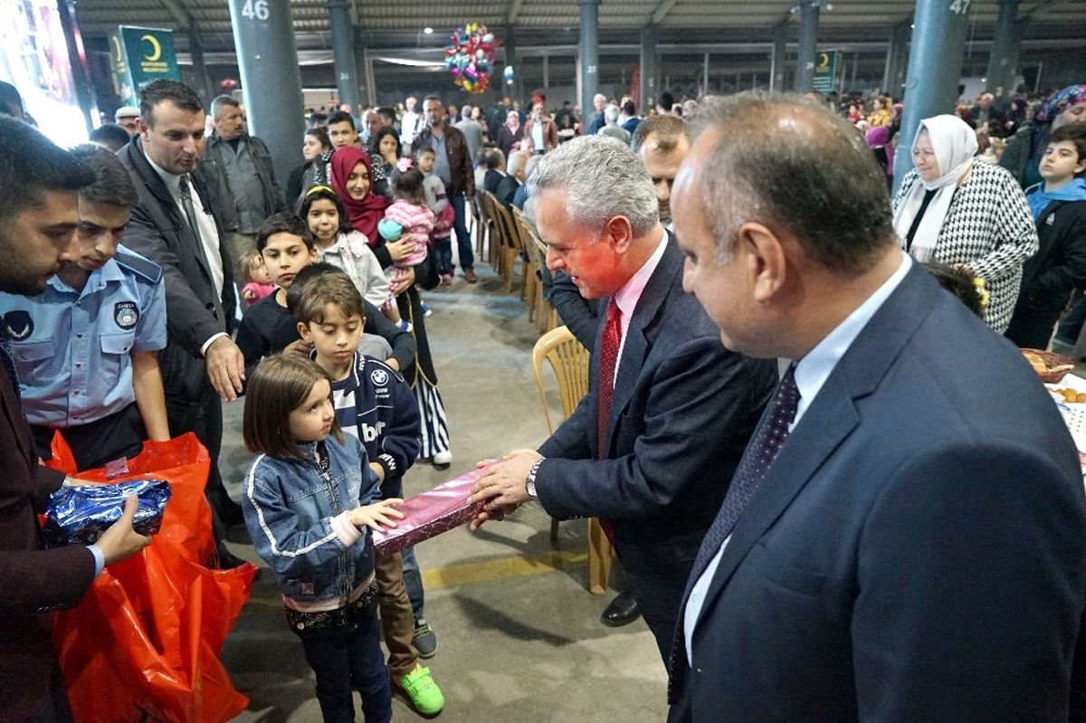 AK Parti Genel Başkan Yardımcısı Ataş, Kastamonu\'da İftara Katıldı