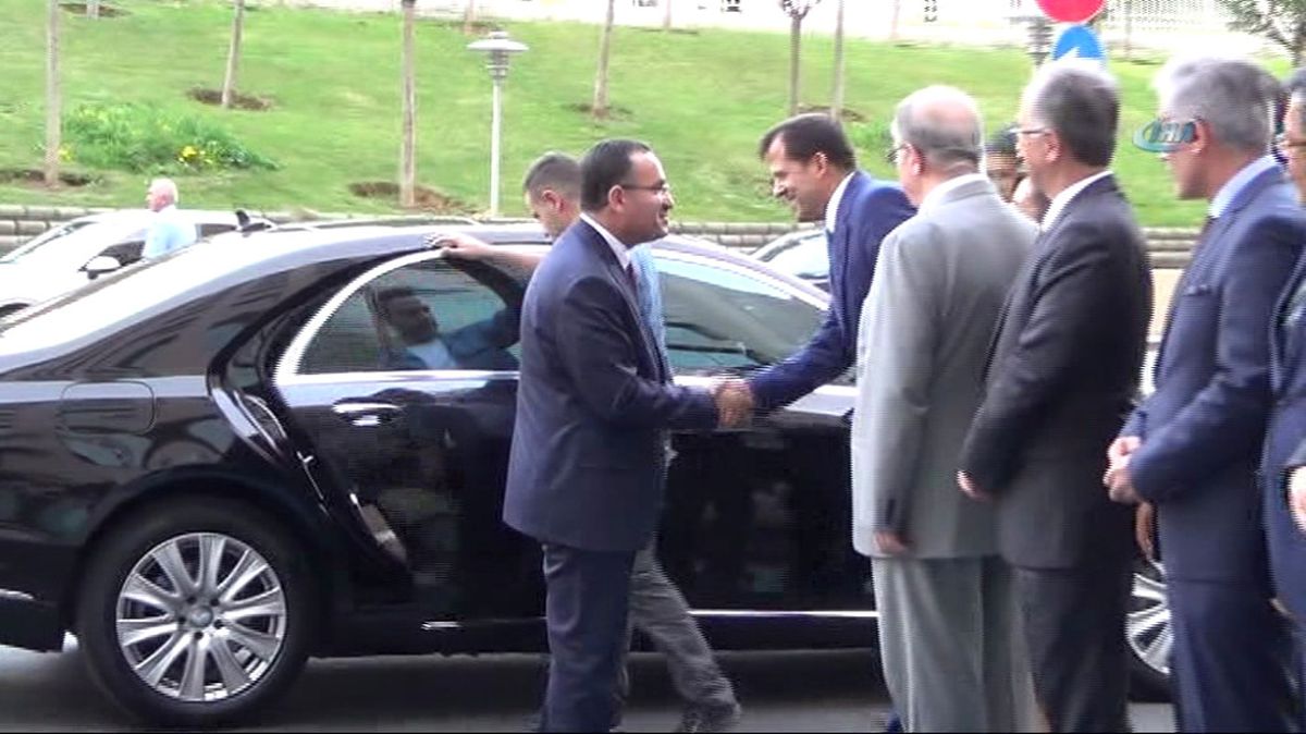 Bakan Bozdağ Istanbul Adliyesi\'nde
