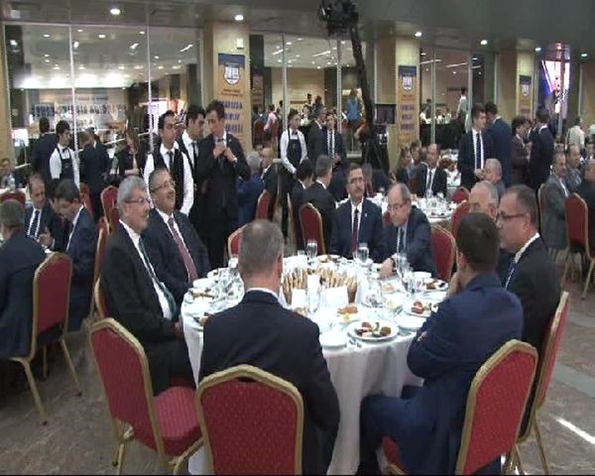 Bakan Bozdağ: Yargının Verdiği Kararlar Ankara, İstanbul E-5 Karayolu\'nda Yürüyerek Denetlenmez