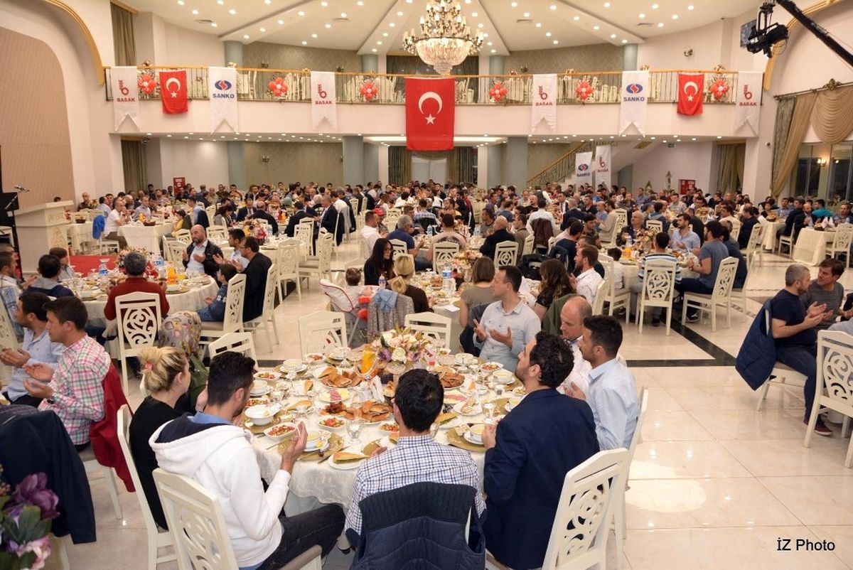 Başak Traktör Çalışanları İftarda Buluştu