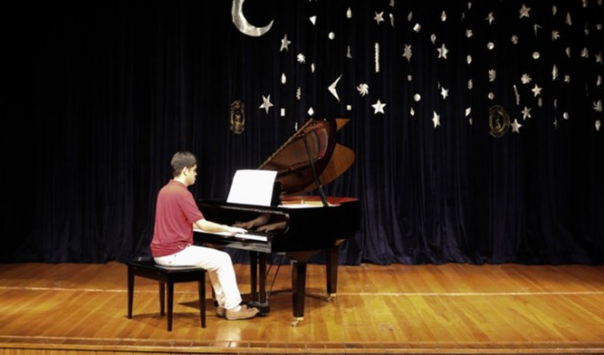 Beykoz\'un Mozart\'ı Otizmli Yunus\'un Konservatuvar Hayali