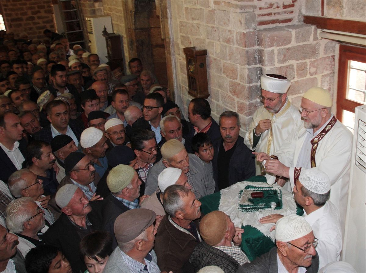 Beypazarı\'nda Sakal-ı Şerif Ziyarete Açıldı