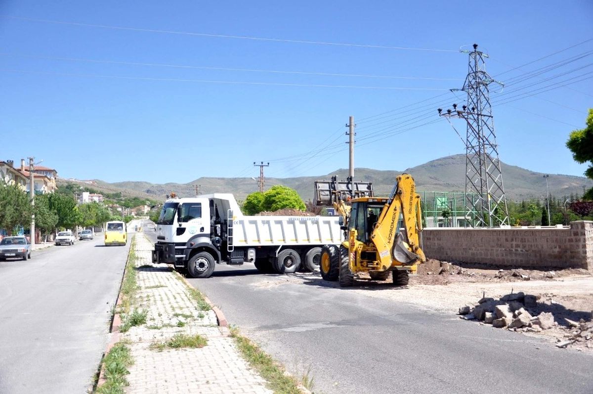 Büyükşehir\'de Yol Çalışmaları