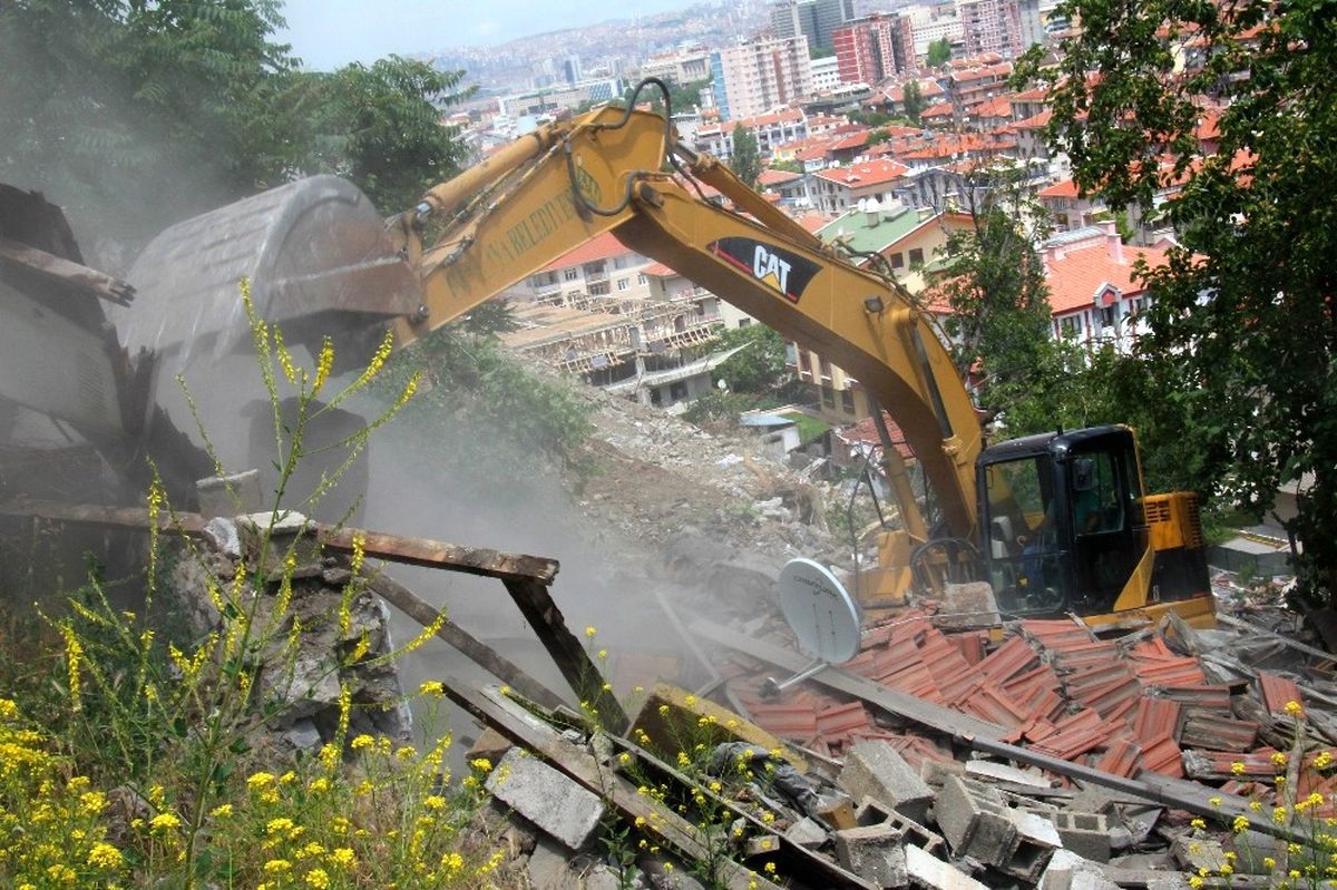 Çankaya\'da Gecekondular Tarih Oluyor