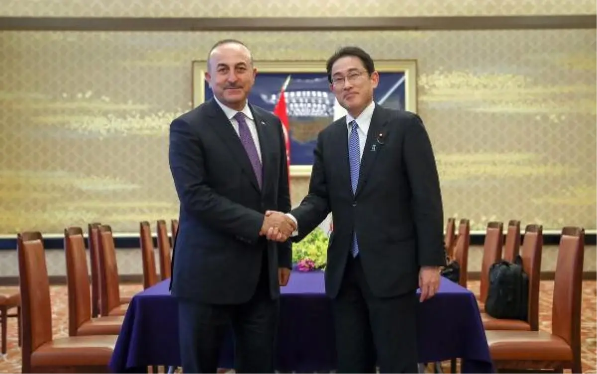 Çavuşoğlu, Tokyo\'da Mevkidaşı Kishida ile Görüştü