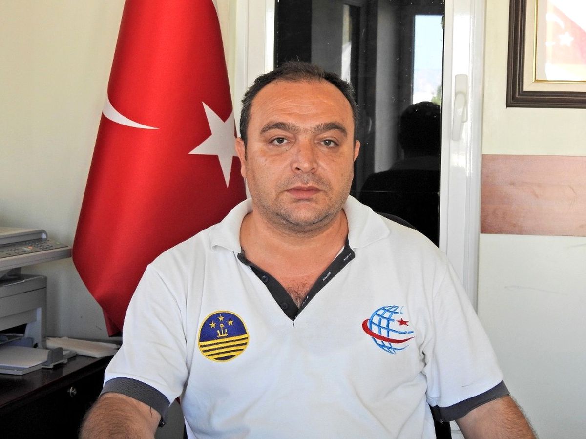 Çeşme\'de 414 Tekne Türk Bayrağı\'na Geçti