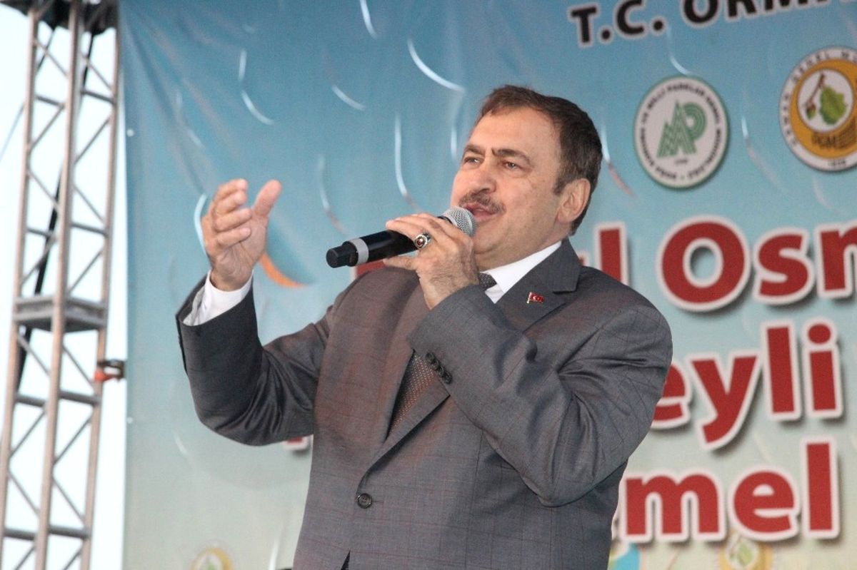 CHP\'nin Berberoğlu\'nun Tutuklanmasına Tepki Yürüyüşü