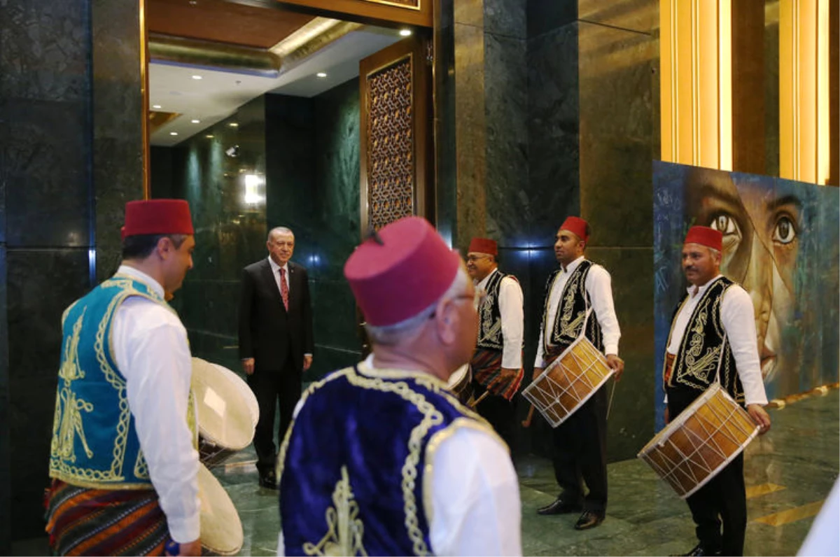 Dha Ankara - Cumhurbaşkanı Erdoğan\'ı Kırşehirli Davulcular Karşıladı