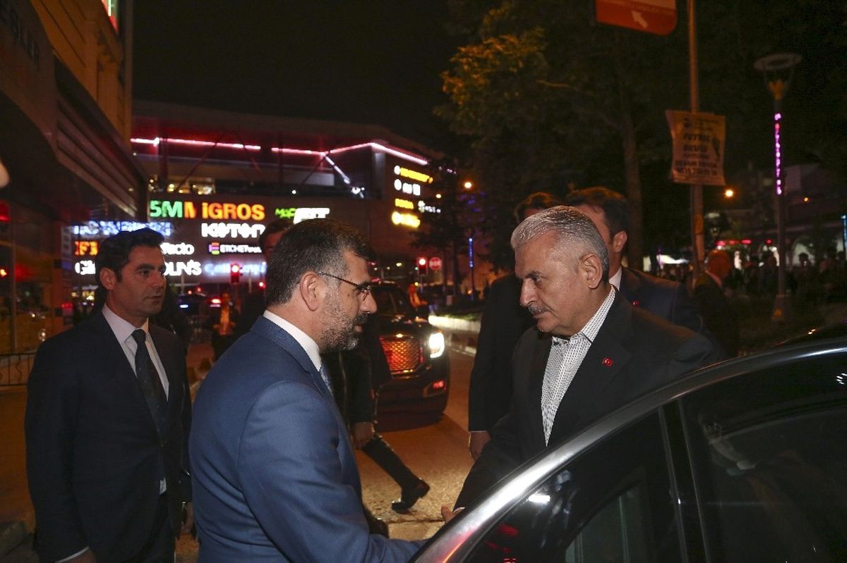 Dha İstanbul- Başbakan Yıldırım : Bu Mahallenin İlk Halini Bilirim