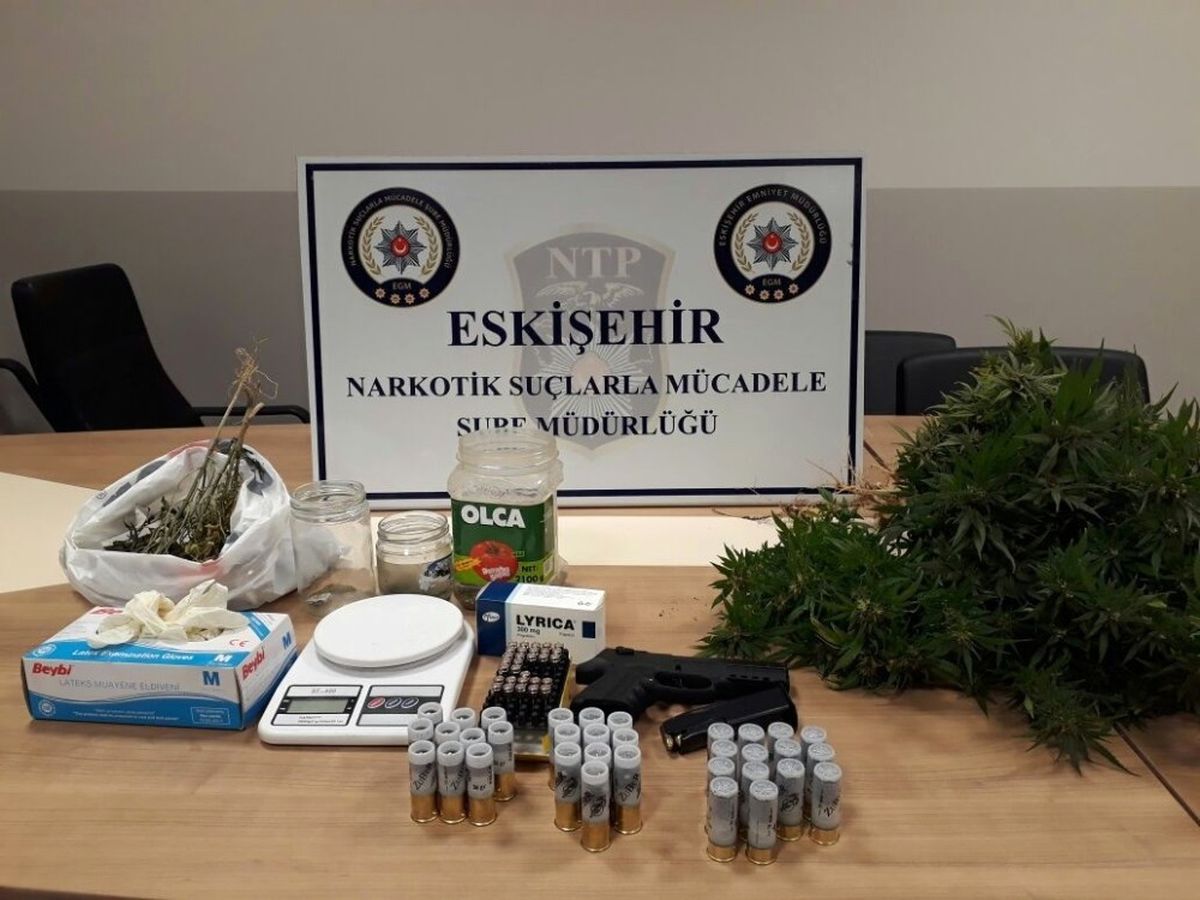 Eskişehir\'de Uyuşturucu Operasyonu
