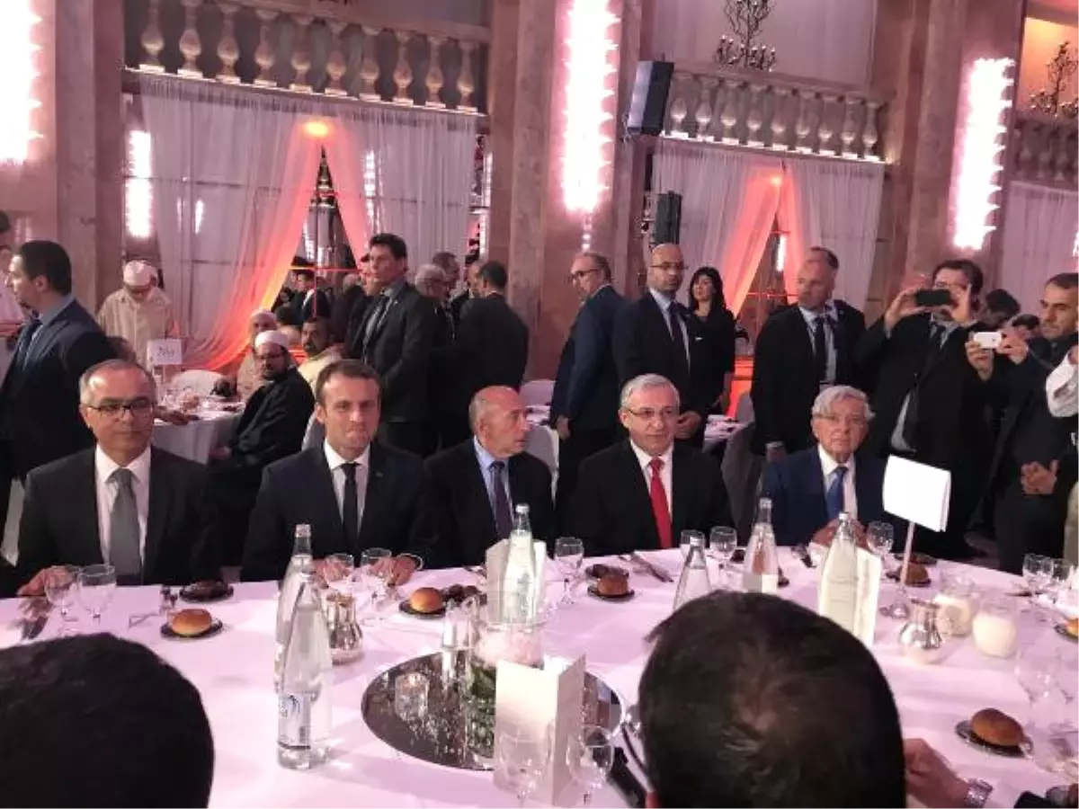 Fransa Cumhurbaşkanı Macron Paris\'te İftara Katıldı (2)