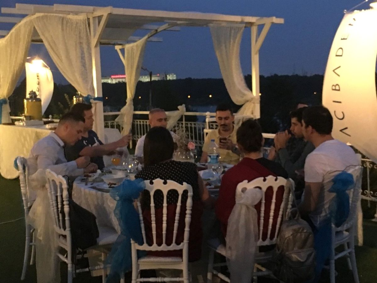 Hastane Çalışanları İftar Yemeğinde Buluştu