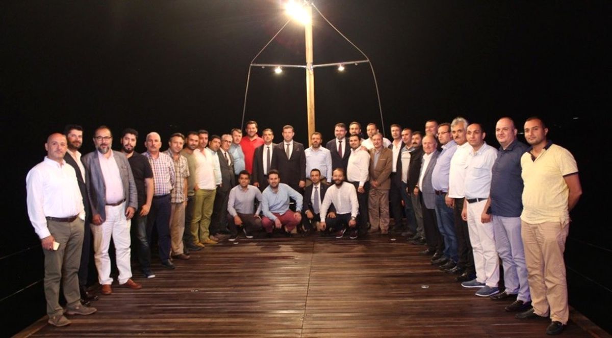 İzpek İnşaat, Aliağa Spora Fk\'ya Sponsor Oldu