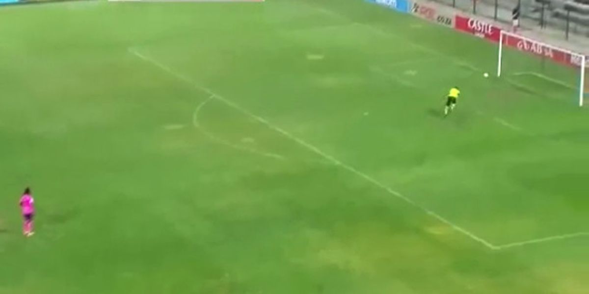 Kaleciden Akıl Almaz Hata