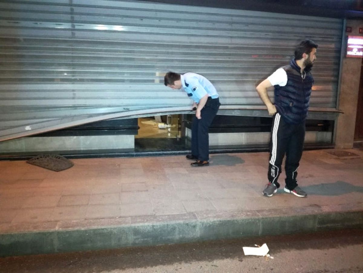 Küçükçekmece\'de Kuyumcu Soygunu