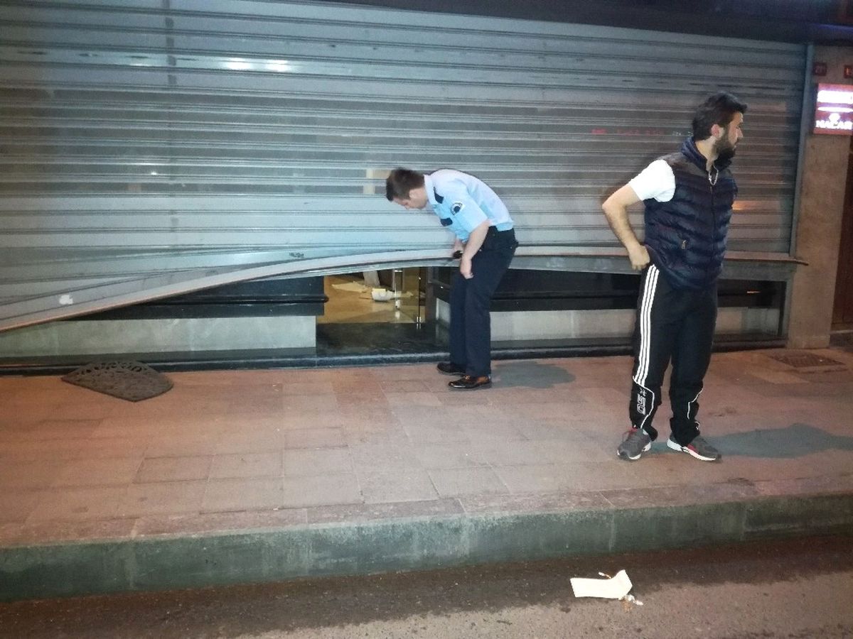 Küçükçekmece\'de Kuyumcu Soygunu