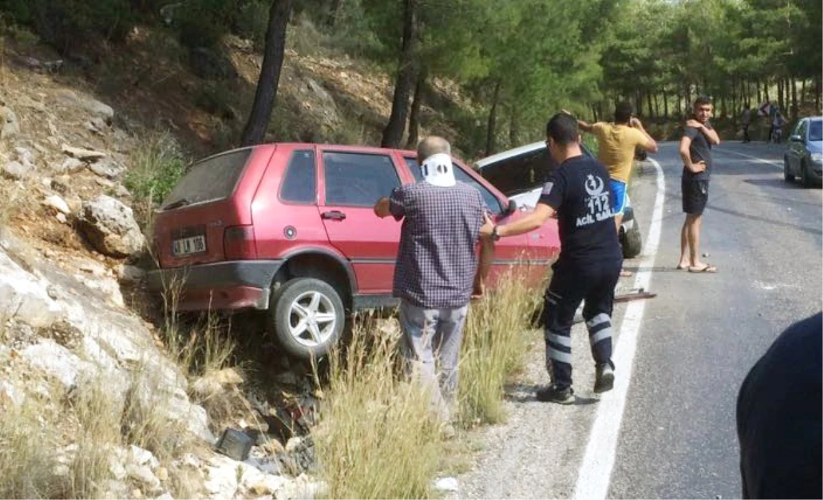 Milas\'ta Yola Dökülen Yağ Kazaya Neden Oldu