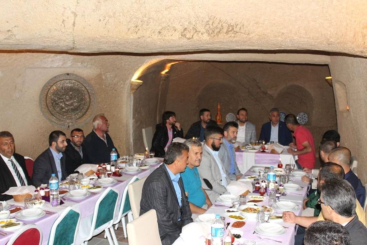 Milletvekili Gizligider Avanos\'ta Partililer ile İftar Yaptı