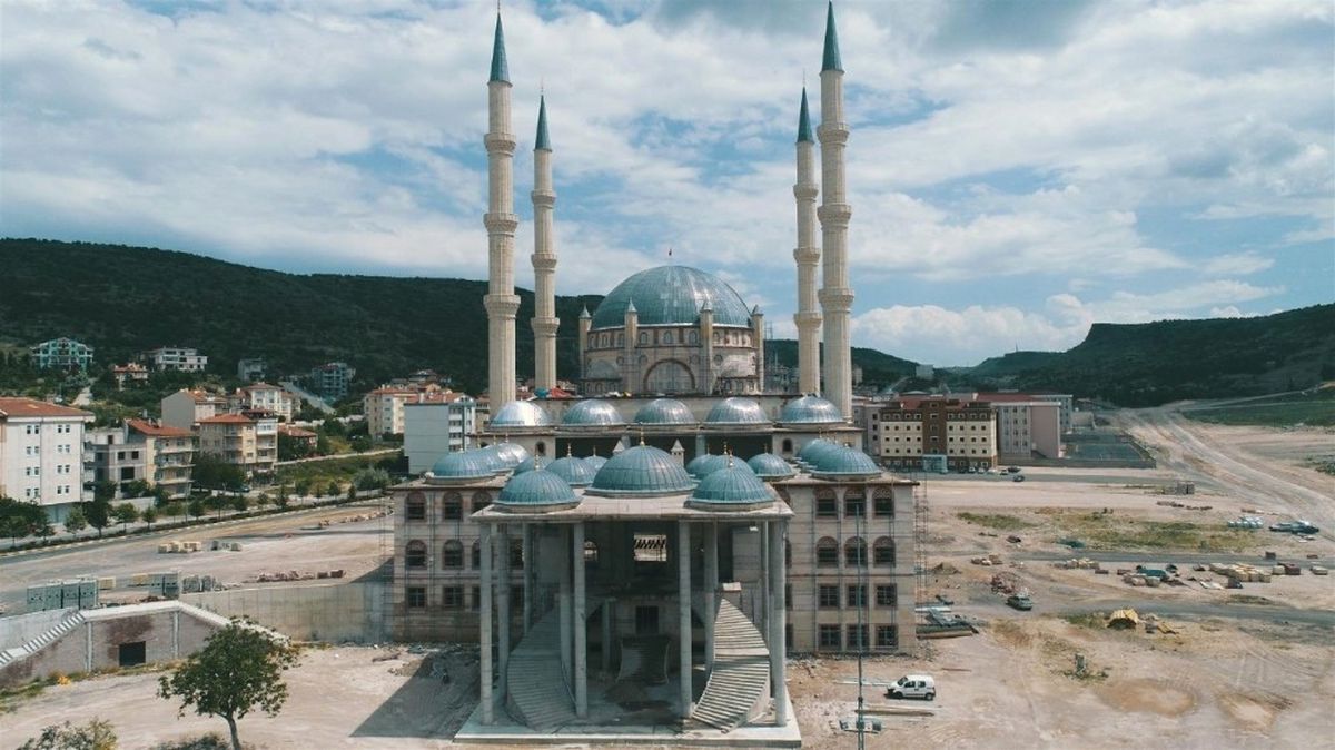 Nevşehir Külliyesi Geçmişi Günümüzle Buluşturuyor