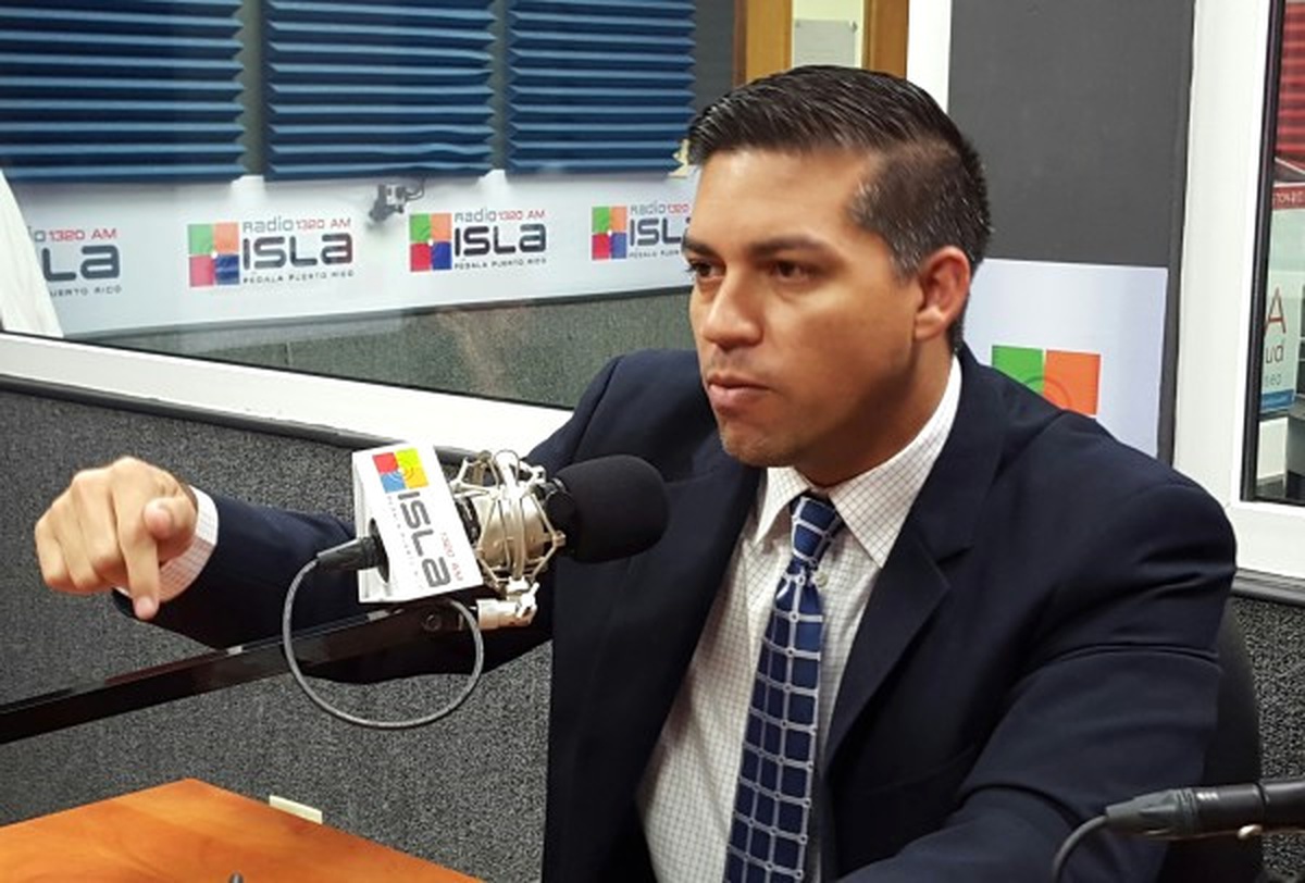 Porto Rikolu Eski Spor Bakanı Gözaltına Alındı