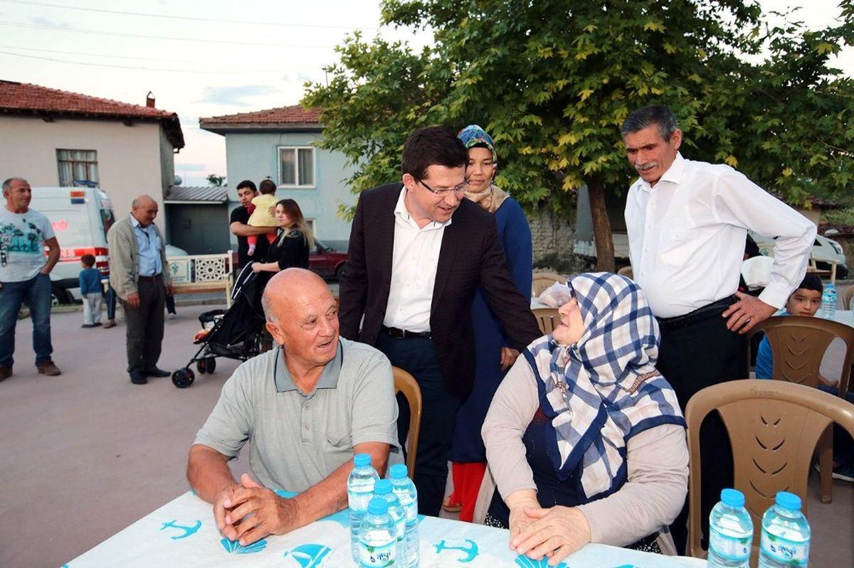 Şemikler Mahallesi\'nde İmece Usulü İftar