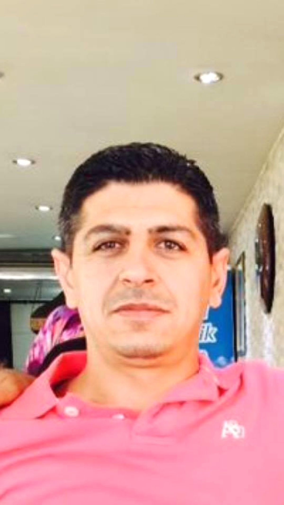 Ümraniye\'de Taksi Durağına Silahlı Saldırı: 1 Ölü, 2 Yaralı