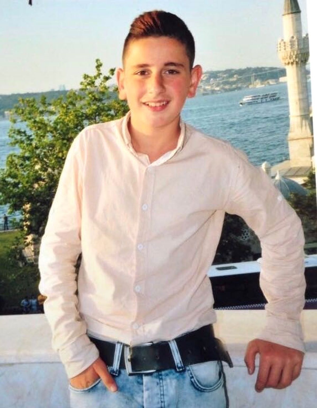 Üsküdar\'da Denizde Kaybolan 15 Yaşındaki Genci Arama Çalışmaları Devam Ediyor