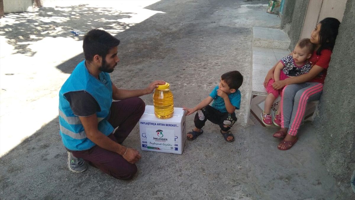 Yetimlere Ramazan Yardımı