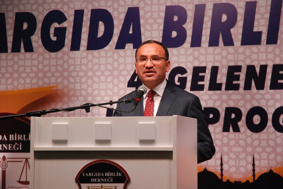 Adalet Sokaklarda Değil, Meşru Zeminlerde Aranır"