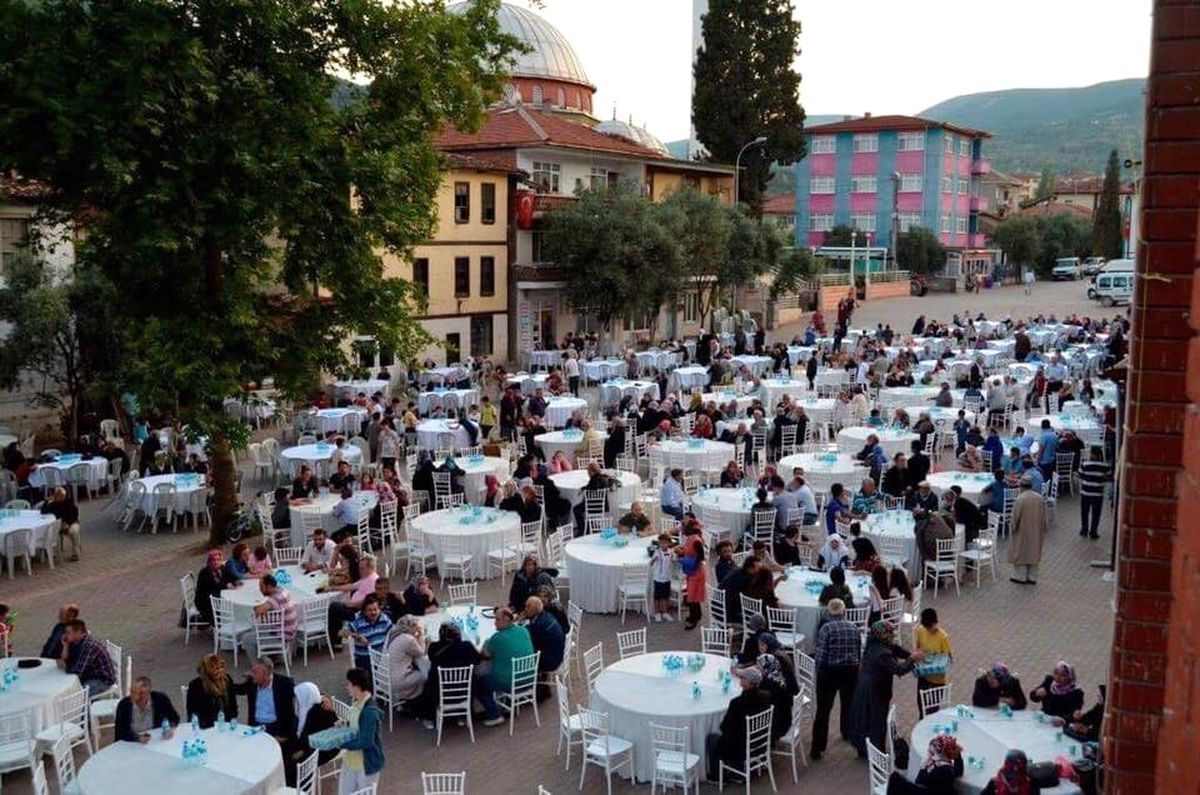 Bayırköy\'de İftar Programı Düzenlendi