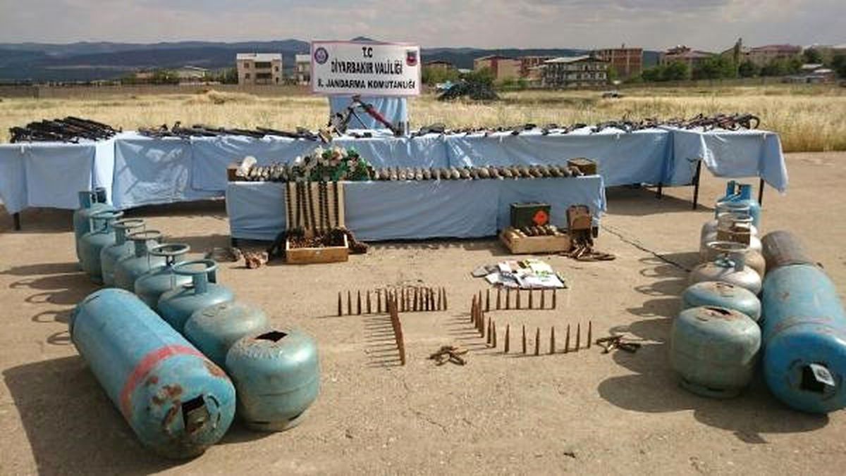 Diyarbakır\'da 25 Gün Süren Opeasyonda 8 PKK\'lı Etkisiz Hale Getirildi, 17 Ton Esrar Ele Geçti (2) -...