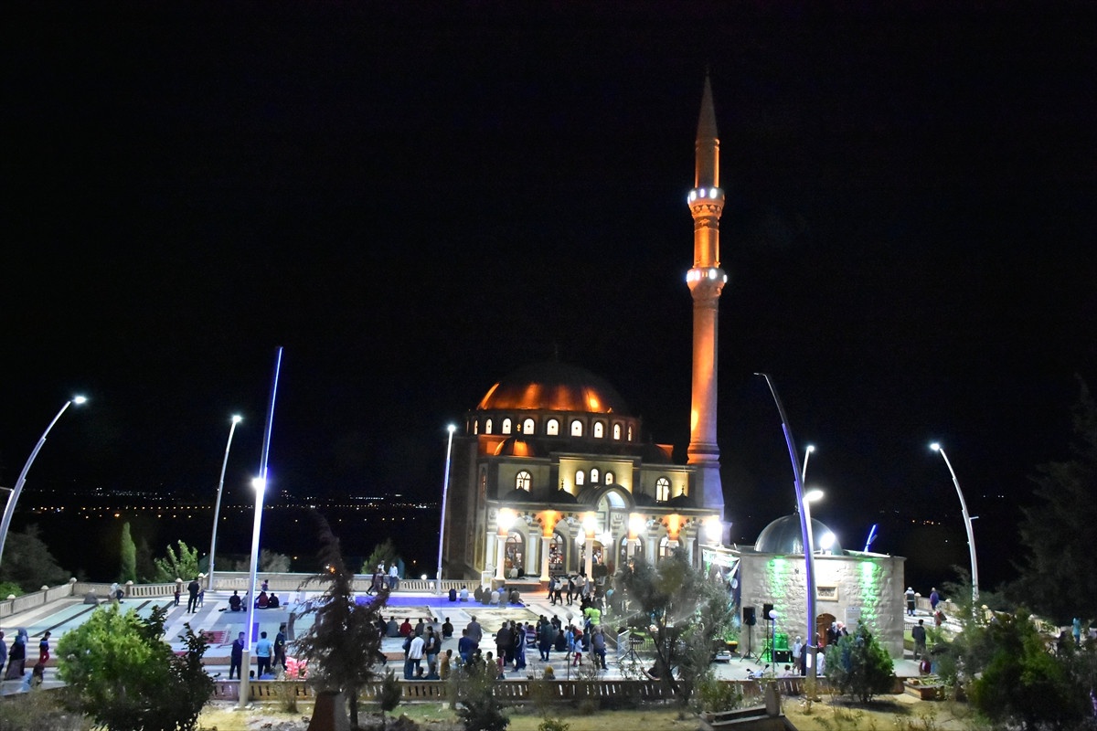 Gaziantep\'te Sakal-ı Şerif Ziyarete Açıldı