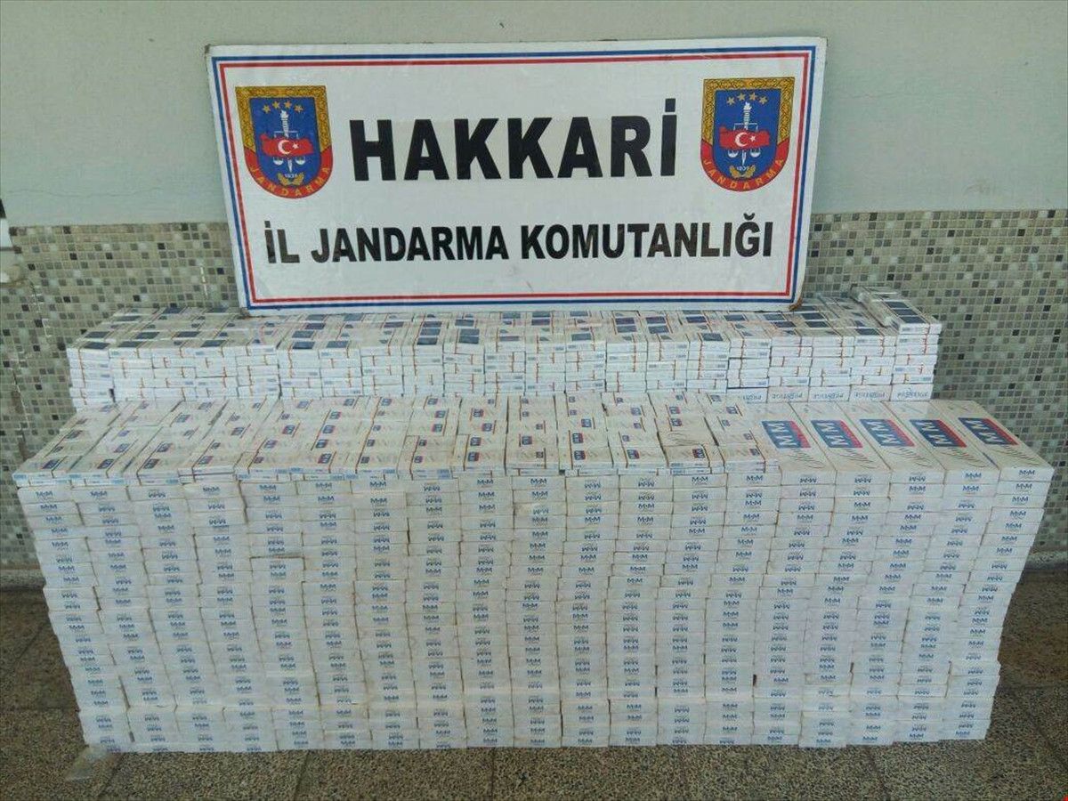 Hakkari\'de Kaçak Sigara Operasyonu