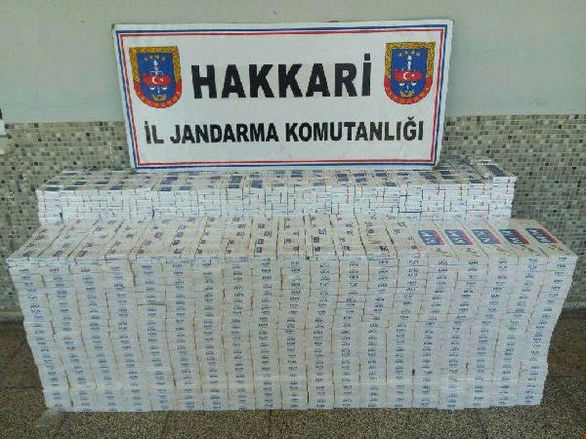Hakkari\'de Kaçak Sigara Operasyonu