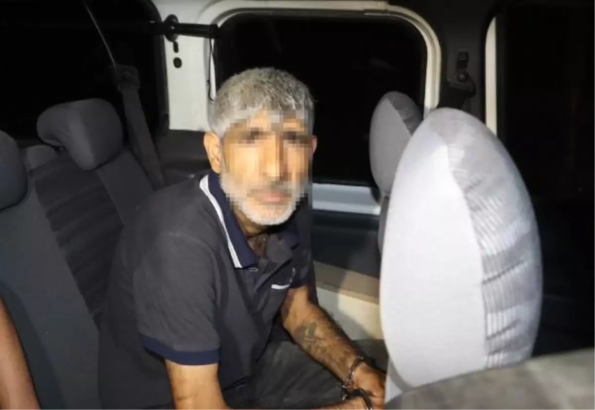 Sahur Vakti Ev Dikizleyip Mastürbasyon Yapan Adanalı YouTuber Gözaltına Alındı