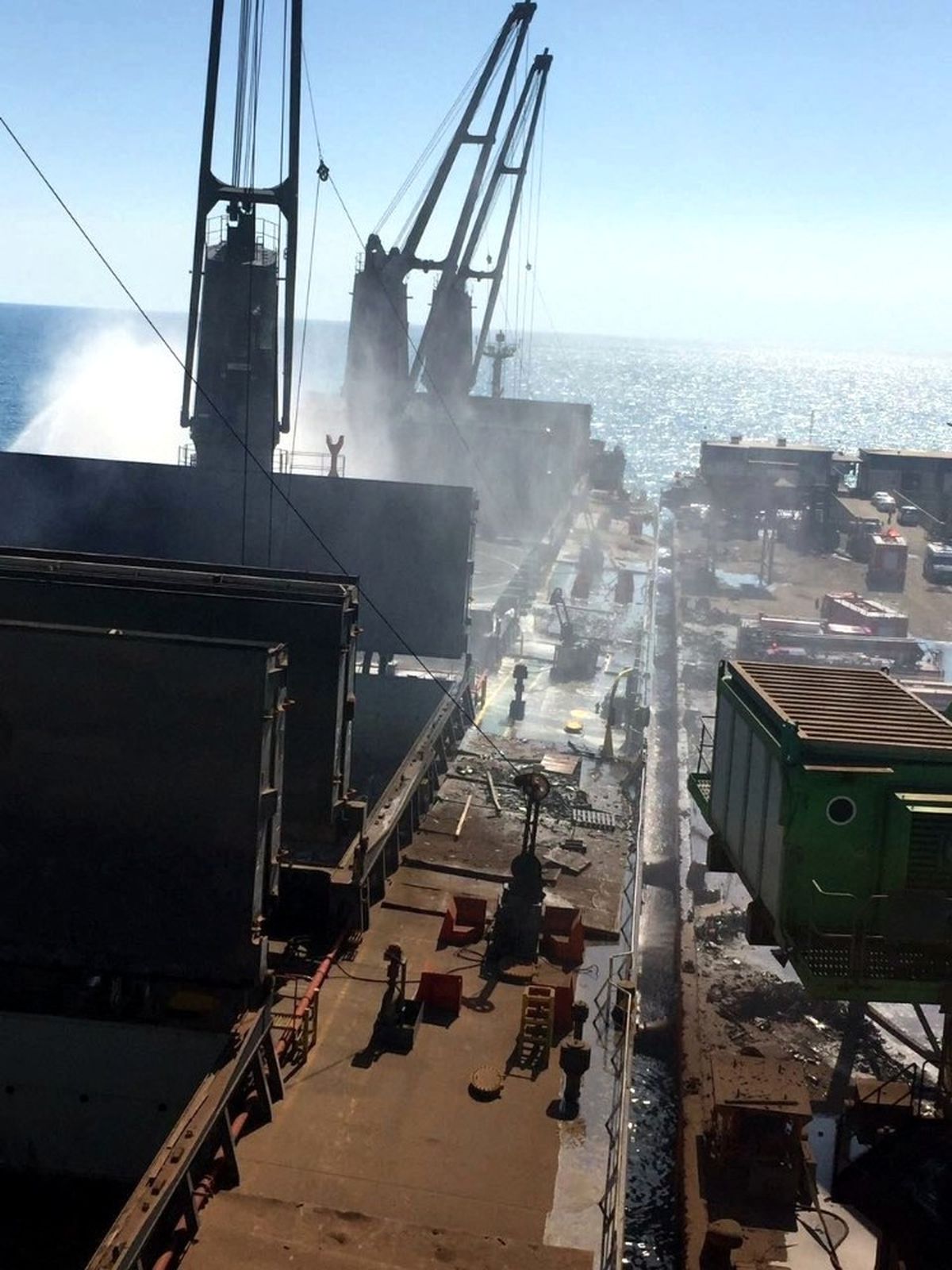 İskenderun\'da Gemi Yangını