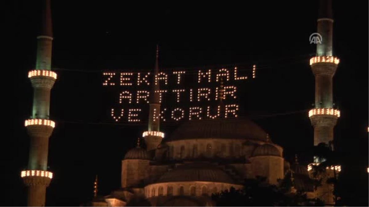 İstanbul\'da Kadir Gecesi