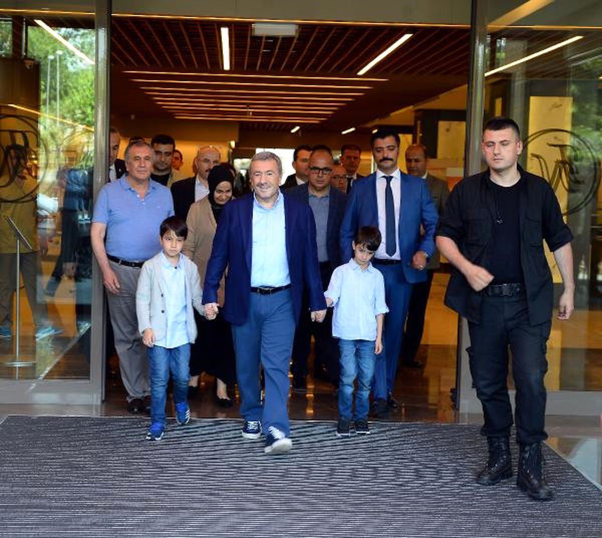 Kalp Ameliyatı Olan İstanbul Emniyet Müdürü Çalışkan Taburcu Oldu