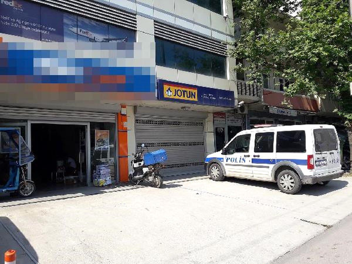 Kargo Aracından Telefonu Çaldı