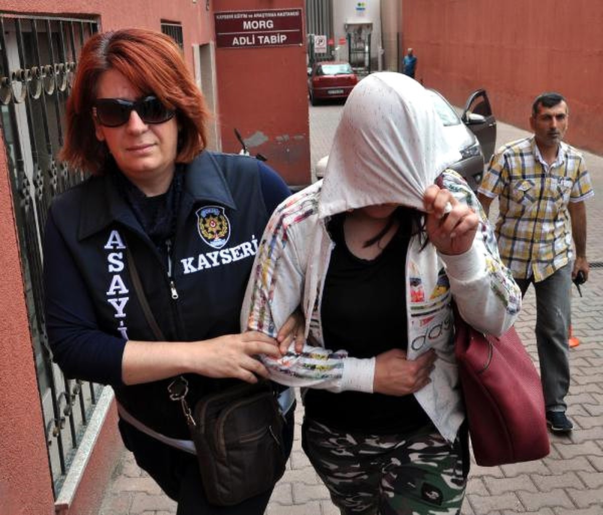 Kayseri\'deki Fuhuş Operasyonunda 2 Kişi Tutuklandı