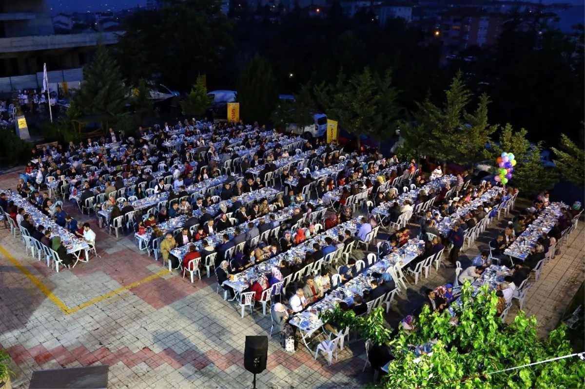 Keçiören\'de Şehit Aileleri, Gaziler ve Ailelerine İftar Verildi