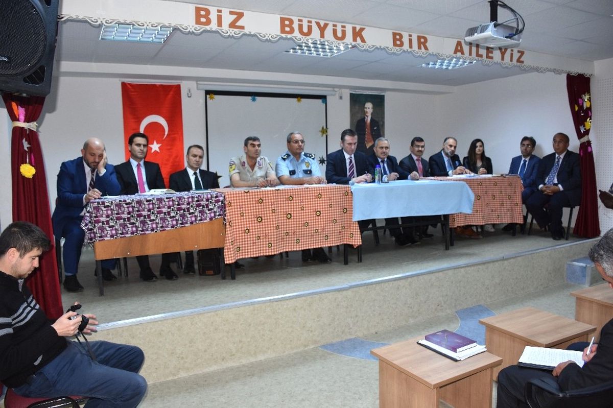 Kızılcahamamlılar, Halk Toplantısı\'nda Buluştu