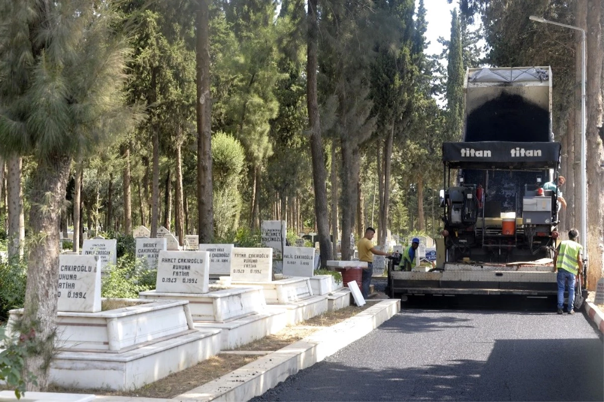 Mezarlıklarda Bayram Hazırlığı